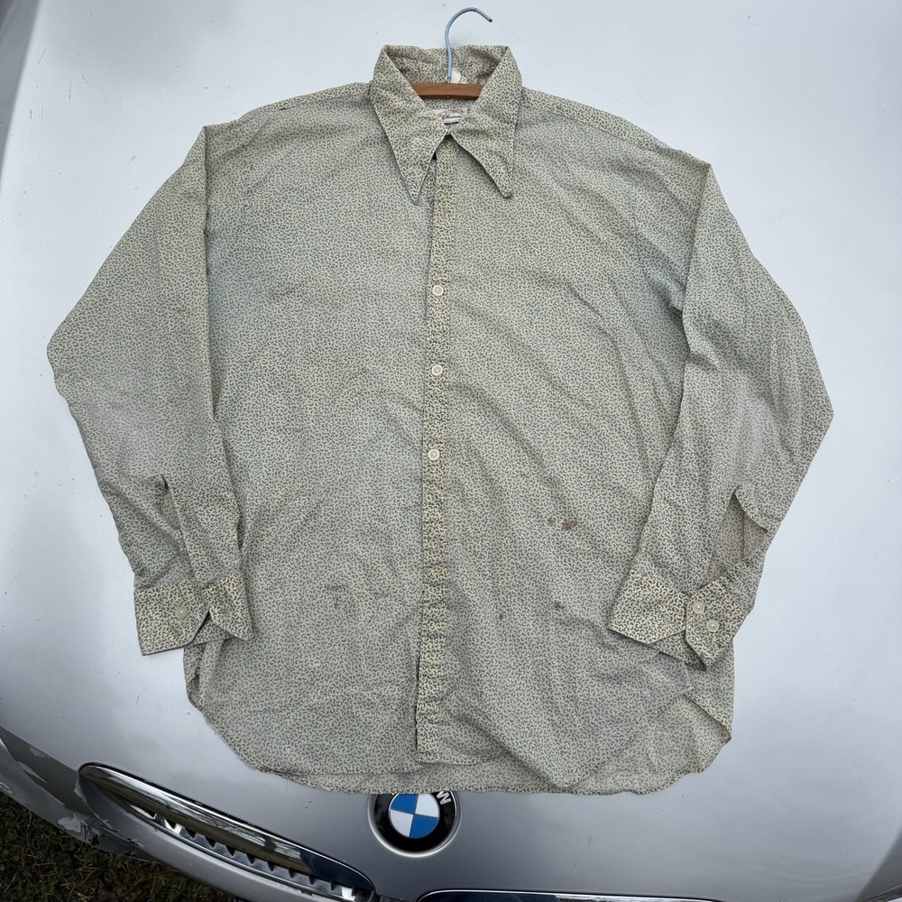 60s Vtg Le Chevron Stovepipe patterned disco-era button-down shirt Geometric USA